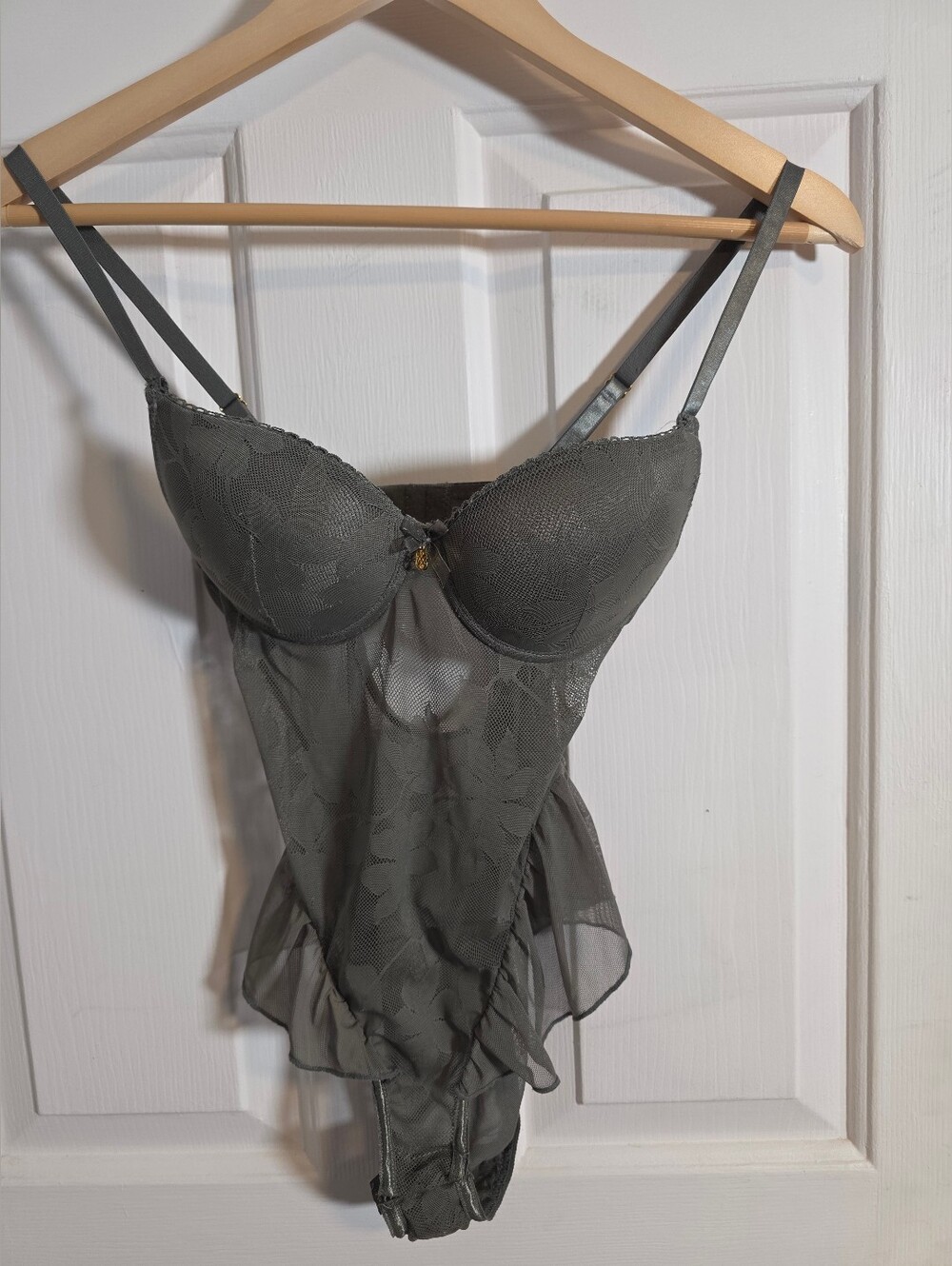 Daisy Fuentes Sheer Lace Push-Up Bodysuit in Olive Gray Size Small